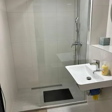 Апартаменти Yaya *