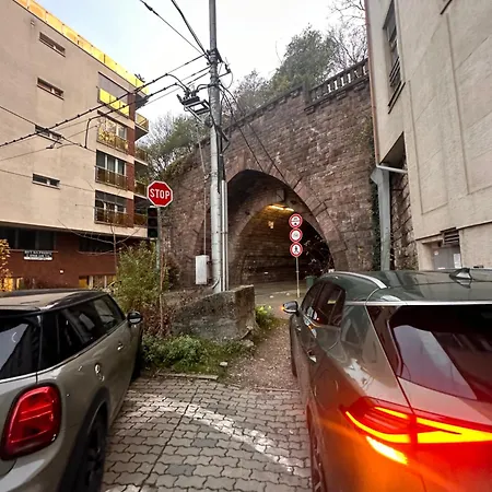 Yaya Διαμέρισμα *